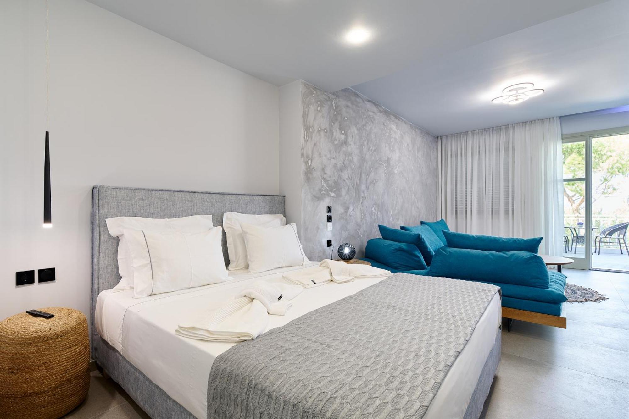 Sapphire Kythnos Suites Merichas Bagian luar foto